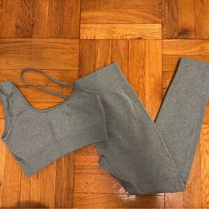 Amazon Workout Set - Light Green